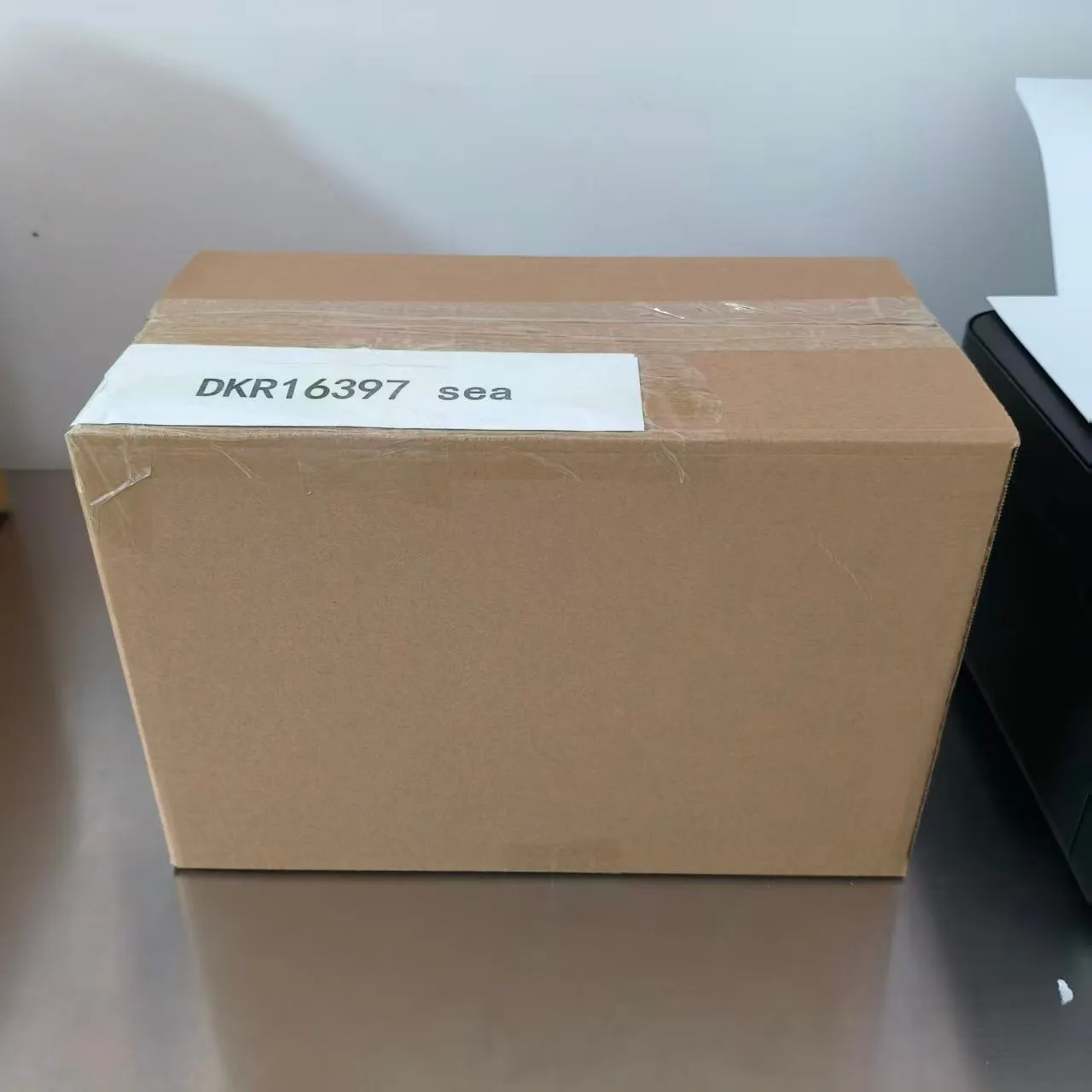 JOJO ప్యాక్ కోసం వీల్ స్టిక్కర్లు రవాణా చేయబడ్డాయి.