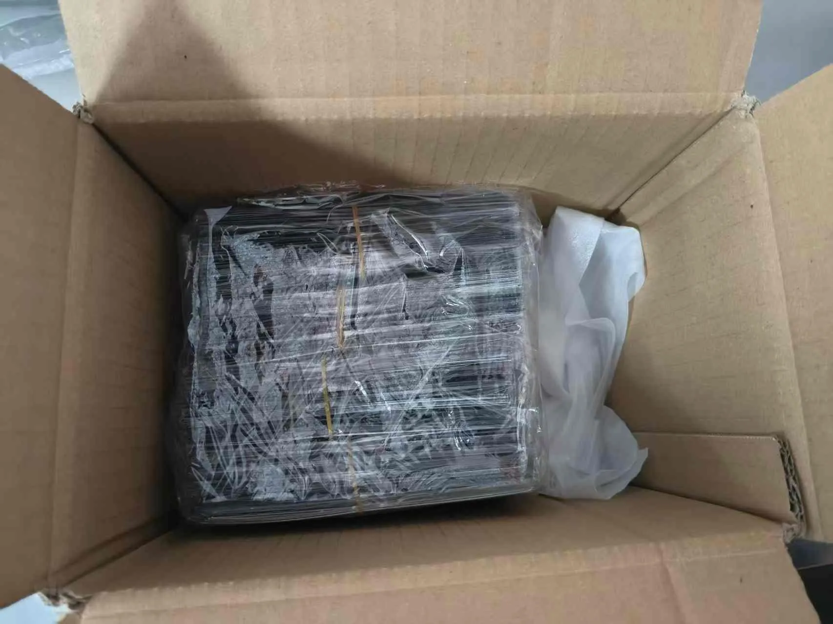 క్రెడిట్ కార్డ్ స్కిన్ ఆర్డర్ పంపబడింది