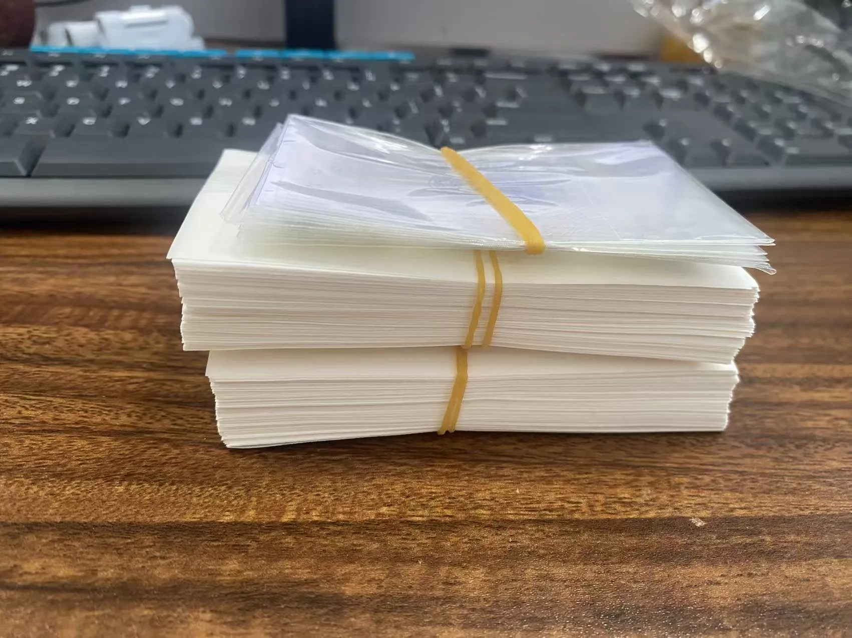 JOJO Pac హోలోగ్రామ్ క్రెడిట్ కార్డ్ స్టిక్కర్ పాకిస్తాన్‌కు పంపబడింది