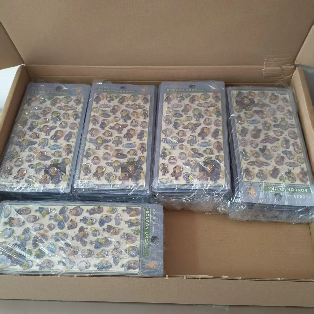 మీ చిన్నారి చిత్రించిన స్టిక్కర్‌లు పంపబడబోతున్నాయి!