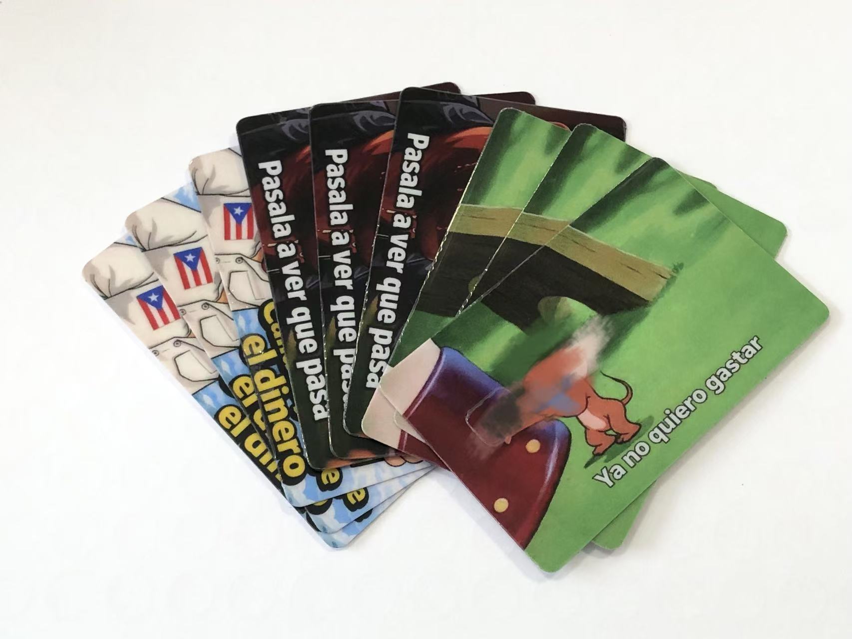 JOJO ప్యాక్ US క్లయింట్‌కు క్రెడిట్ కార్డ్ స్టిక్కర్‌లను విజయవంతంగా పంపింది