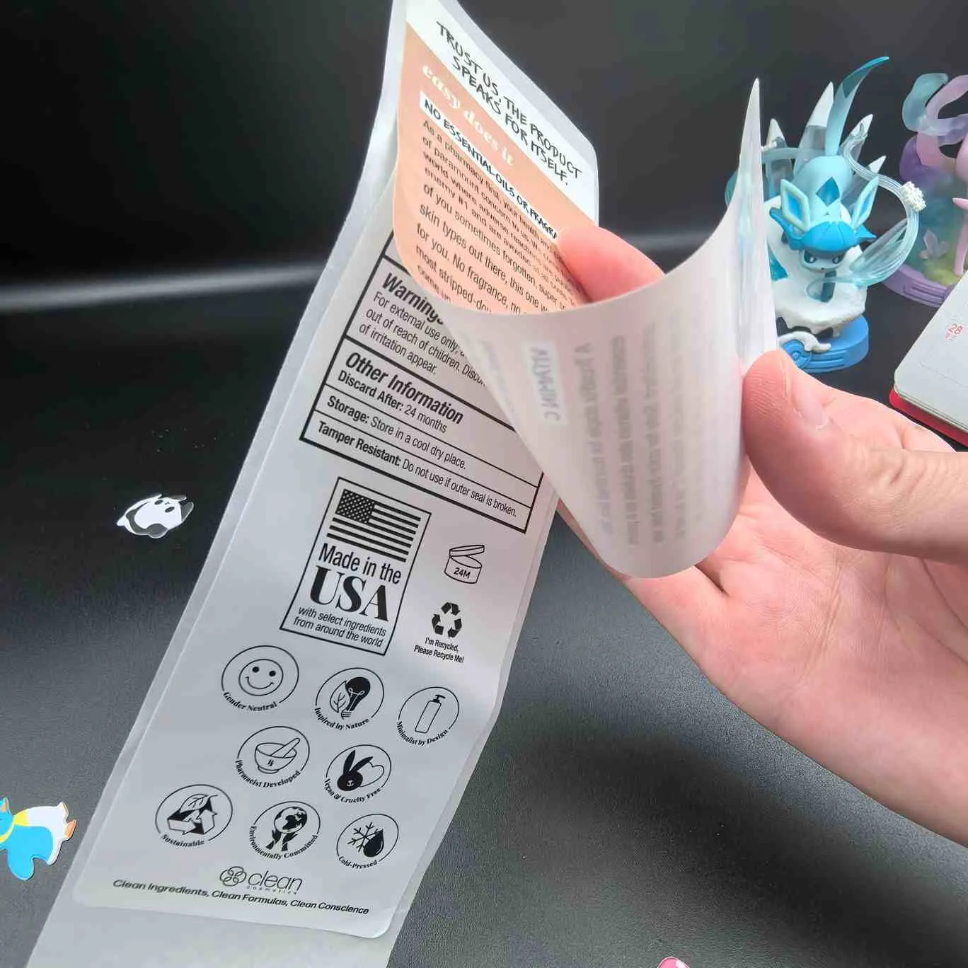 కాస్మెటిక్ లేబుల్స్ కోసం మల్టీలేయర్